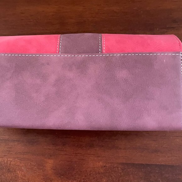 I ❤️ Aus Pink and Purple Wallet - Picture 4 of 6